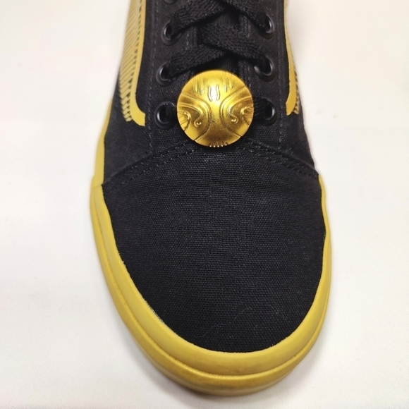 VANS X Harry Potter Golden Snitch Old Skool Sneaker Black Gold Unisex Mn 6 Wm7.5 - Picture 3 of 14